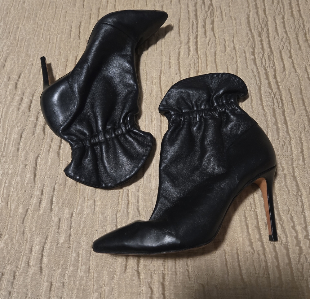 SCHUTZ Black Pointed-Toe Stiletto Ankle Boots